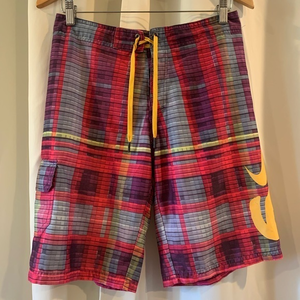 Nike 6.0 Spell Out Geometric Pattern Board Shorts Swim‎ Trunks Size 18